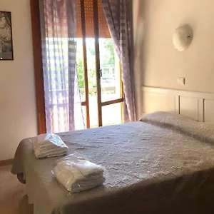 Sansovino Bed And Car Florence