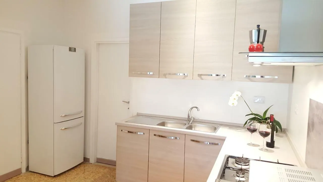 Monilvia Apartment Florence Italy